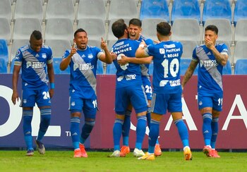 Emelec goleó este viernes 4-0