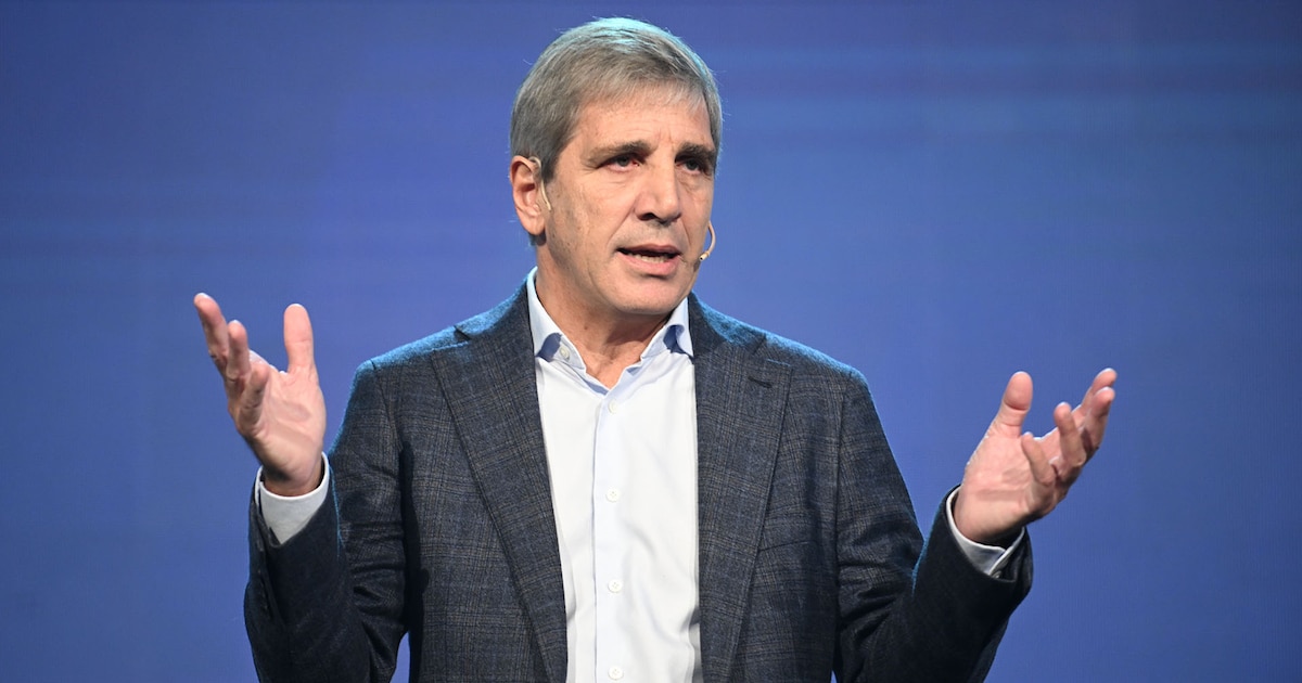 Caputo presenta proyecto de Inocencia Fiscal para atraer USD 170.000 millones del ahorro informal