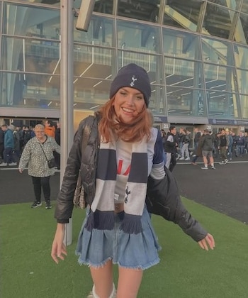 Annie Charlotte explicó que su