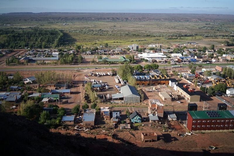 La localidad de Añelo creció un 142% entre los censos de 2010 y 2022 y recibe cerca de 1.500 nuevos habitantes por año, pero la infraestructura no acompaña ese ritmo de expansión.