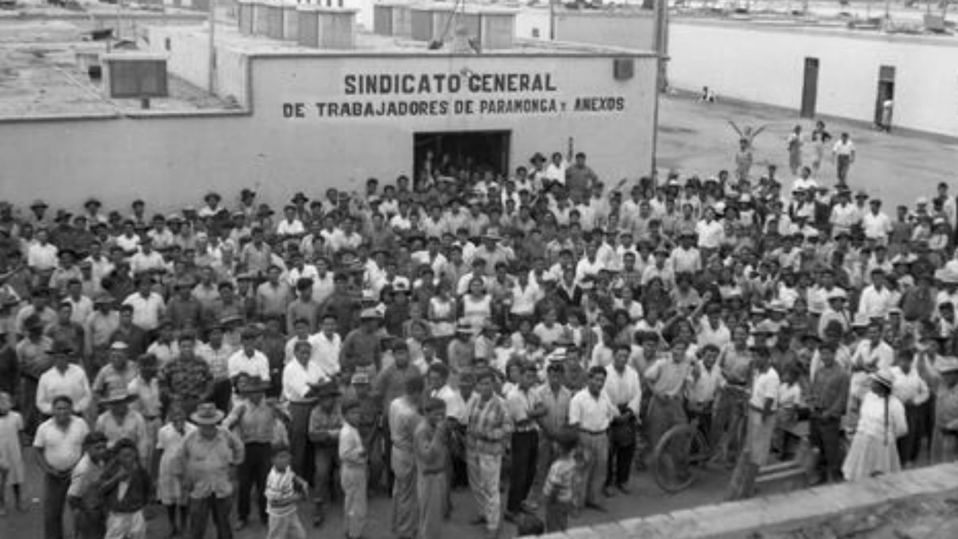 Desde las primeras movilizaciones de los obreros hasta la institucionalización del feriado, el 1 de mayo refleja la conquista de derechos fundamentales para los trabajadores peruanos.Foto: Notacentral.com