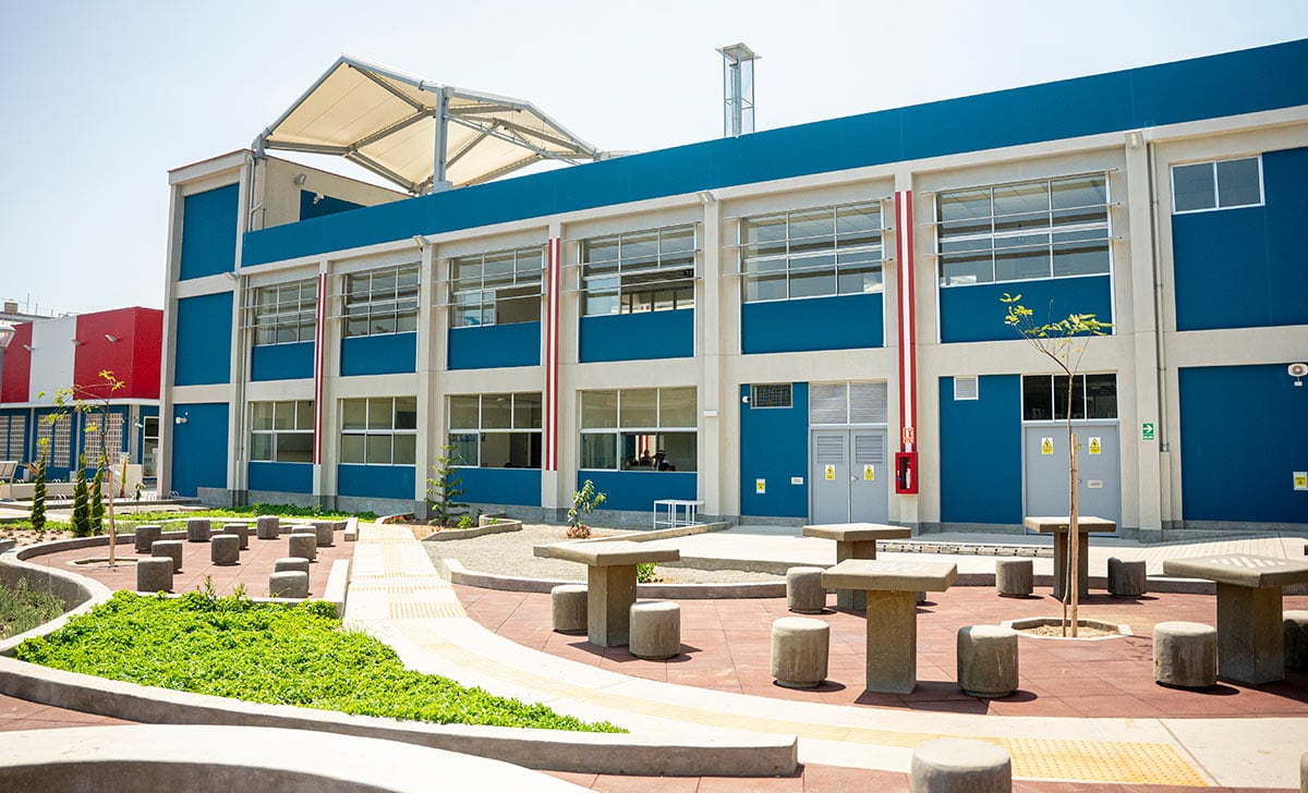 La transferencia también financiará la formación docente, la educación superior tecnológica y la atención de emergencias por desastres. Foto: Escuelas Bicentenario