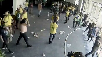 Los pocos policías se vieron