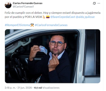 El excandidato finalmente logró ejercer su derecho al voto - crédito @CarlosFCuevas1/X