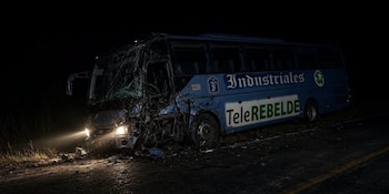 El ómnibus del equipo Industriales sufrió un accidente de tránsito en su trayecto hacia Pinar del Río. (Foto: Redes sociales)