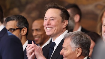 Elon Musk alquilará su centro de datos a la misma compañía a la que acusó de robarle información