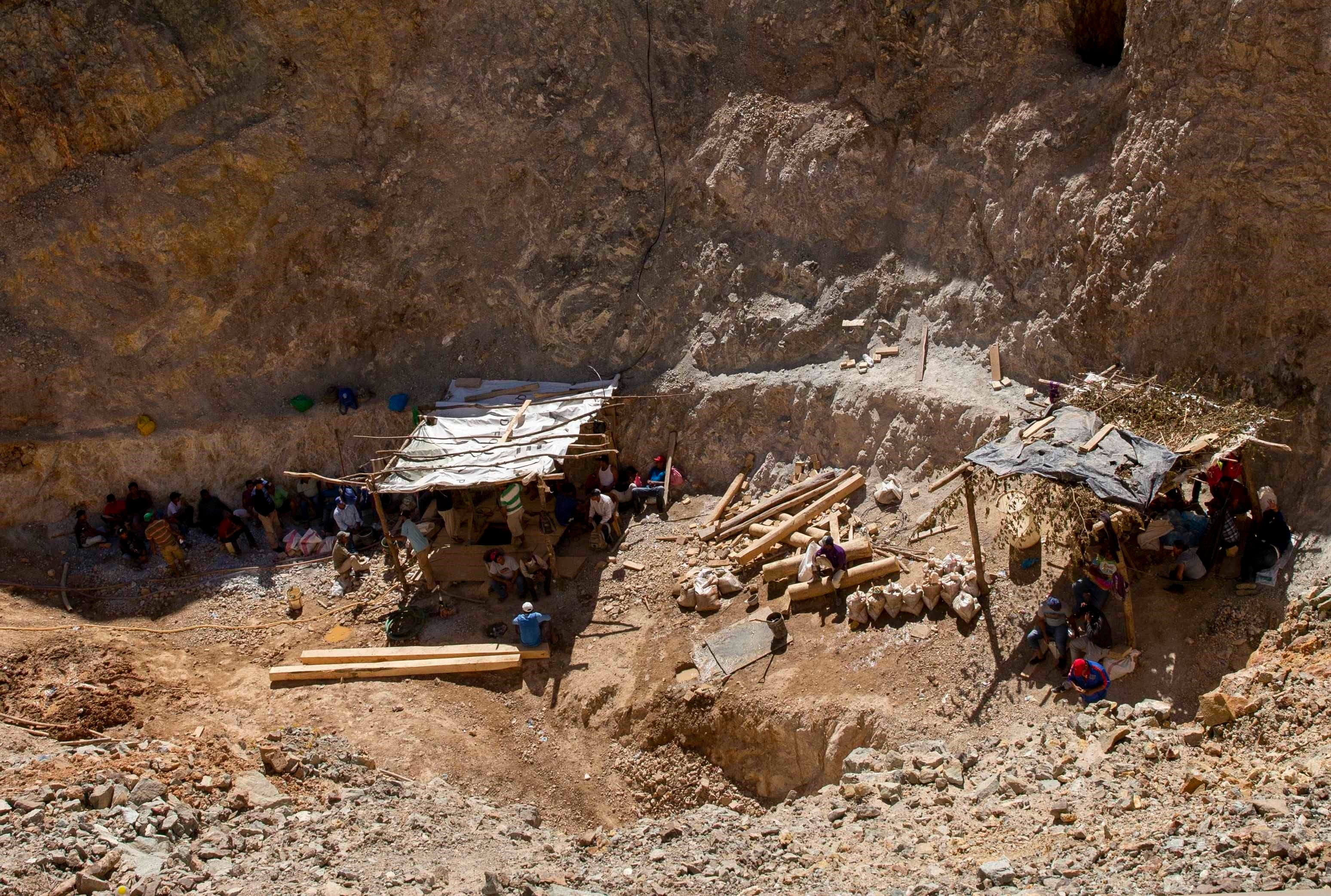 La Fundación del Río verificó que 29 concesiones mineras afectan territorios indígenas sin evidencia de consulta o consentimiento. EFE/Jorge Torres/Archivo