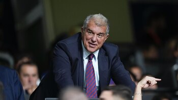 Laporta defiende el partido en