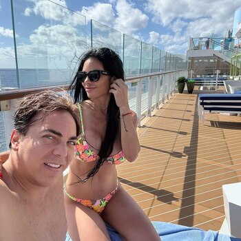 Cristian Castro y su novia