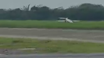 Esta fue la impresionante maniobra que evitó una tragedia en el aeropuerto de Villavicencio: aeronave aterrizó de emergencia