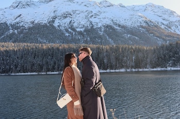 Las fotos de las vacaciones de Alexis Mac Allister y Ailen Cova en St. Moritz