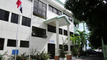 La nueva sede permitirá a residentes de Pedro Brand, Villa Altagracia, La Cuaba y Los Alcarrizos acceder a servicios de licencias más cercanos y eficientes. (Cortesía: Gobierno de República Dominicana)