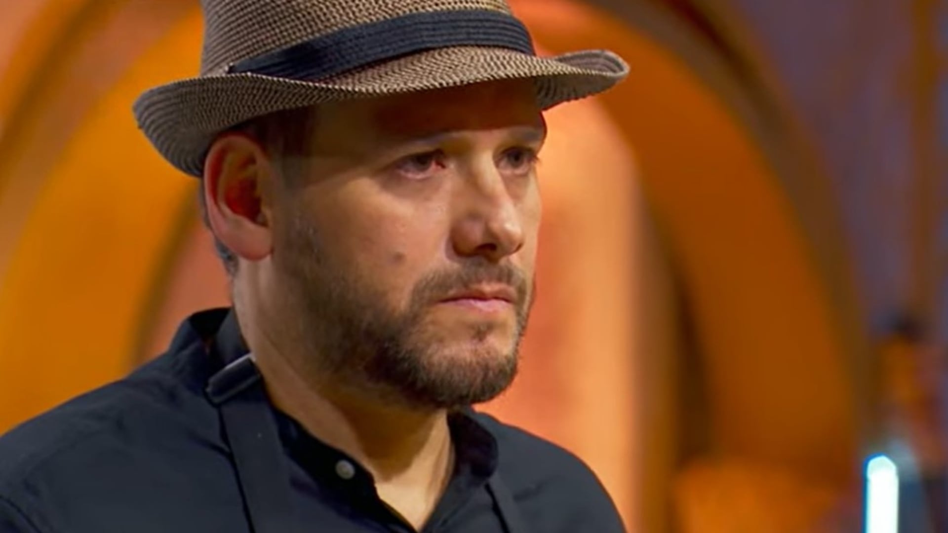 Alan Ibarra no tuvo el desempeño esperado y abandonó el concurso al finalizar el quinto programa. (Captura: Youtube/MasterChef México)