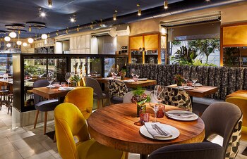 Interior del restaurante Arzábal Retiro