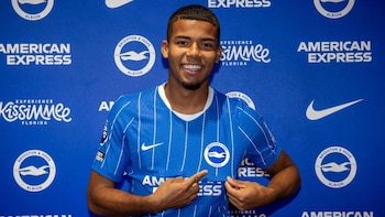 Matías Orozco fue oficializado como nuevo jugador del Brighton & Hove Albion de la Premier League, pero no jugaría con ese equipo