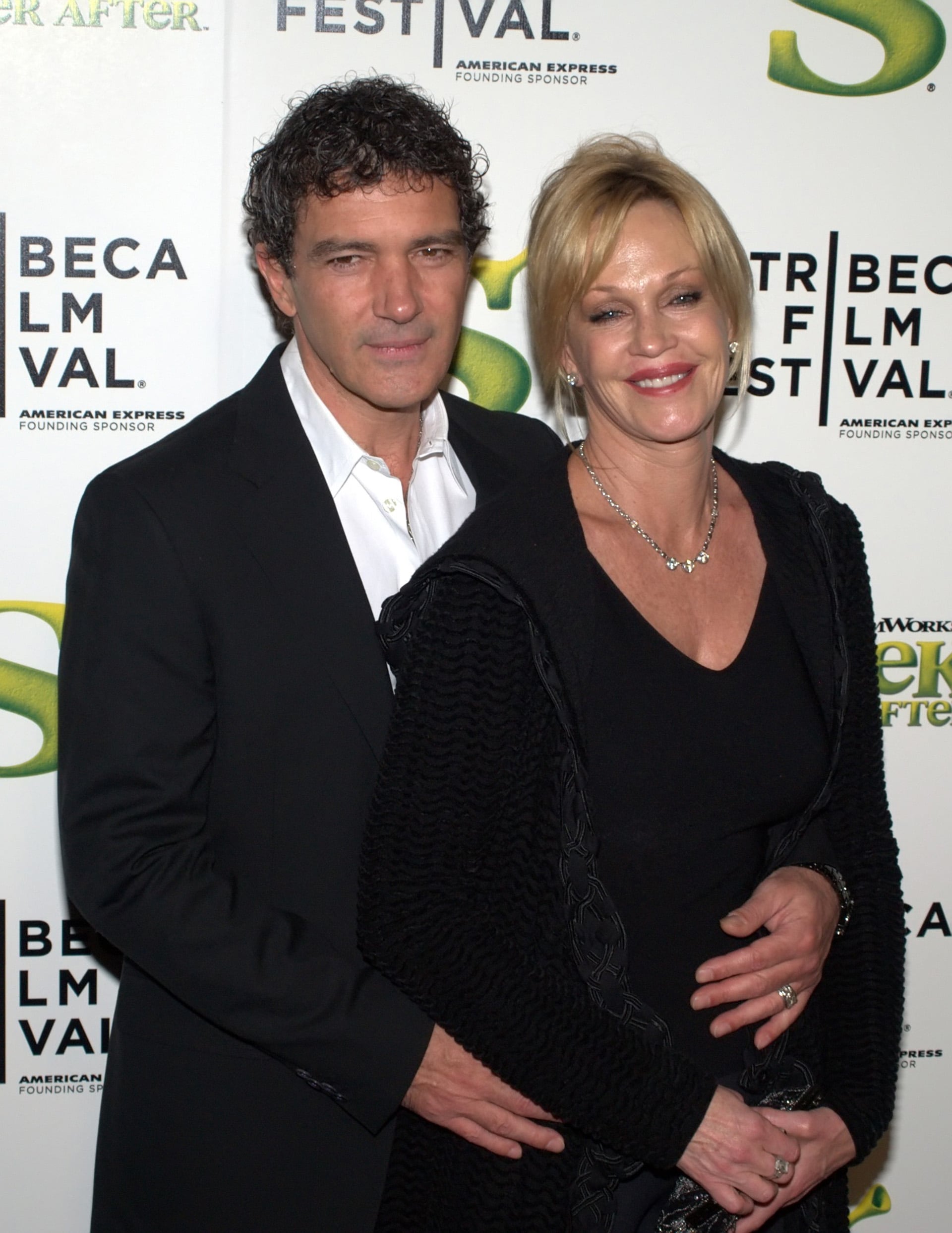 Antonio Banderas y Melanie Griffith se reencontraron en la boda civil de su hija Stella Banderas celebrada en la Abadía Retuerta LeDomaine en Valladolid