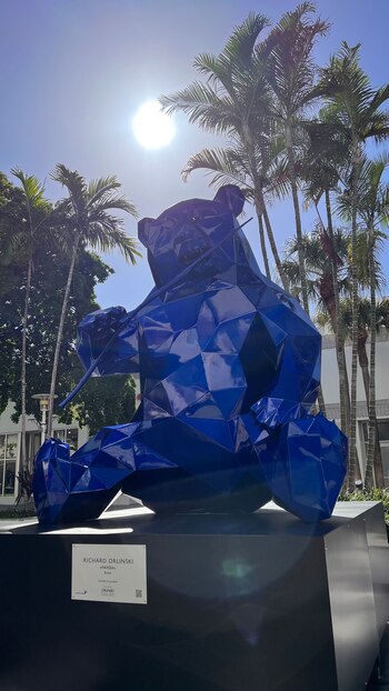 "Panda", de la serie "Born