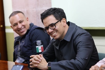 Rodrigo Reyes Mugüerza encabezó la respuesta estatal tras la jornada violenta que dejó 10 muertos en tres municipios de Zacatecas. Crédito: Facebook - Rodrigo Reyes