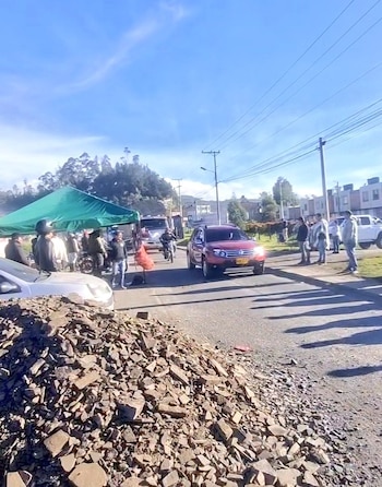 Bloqueos en Boyacá afectan conexión
