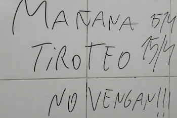 Directivos escolares mantienen contacto con la fiscalía, equipos de investigación analizan las inscripciones para identificar a los responsables