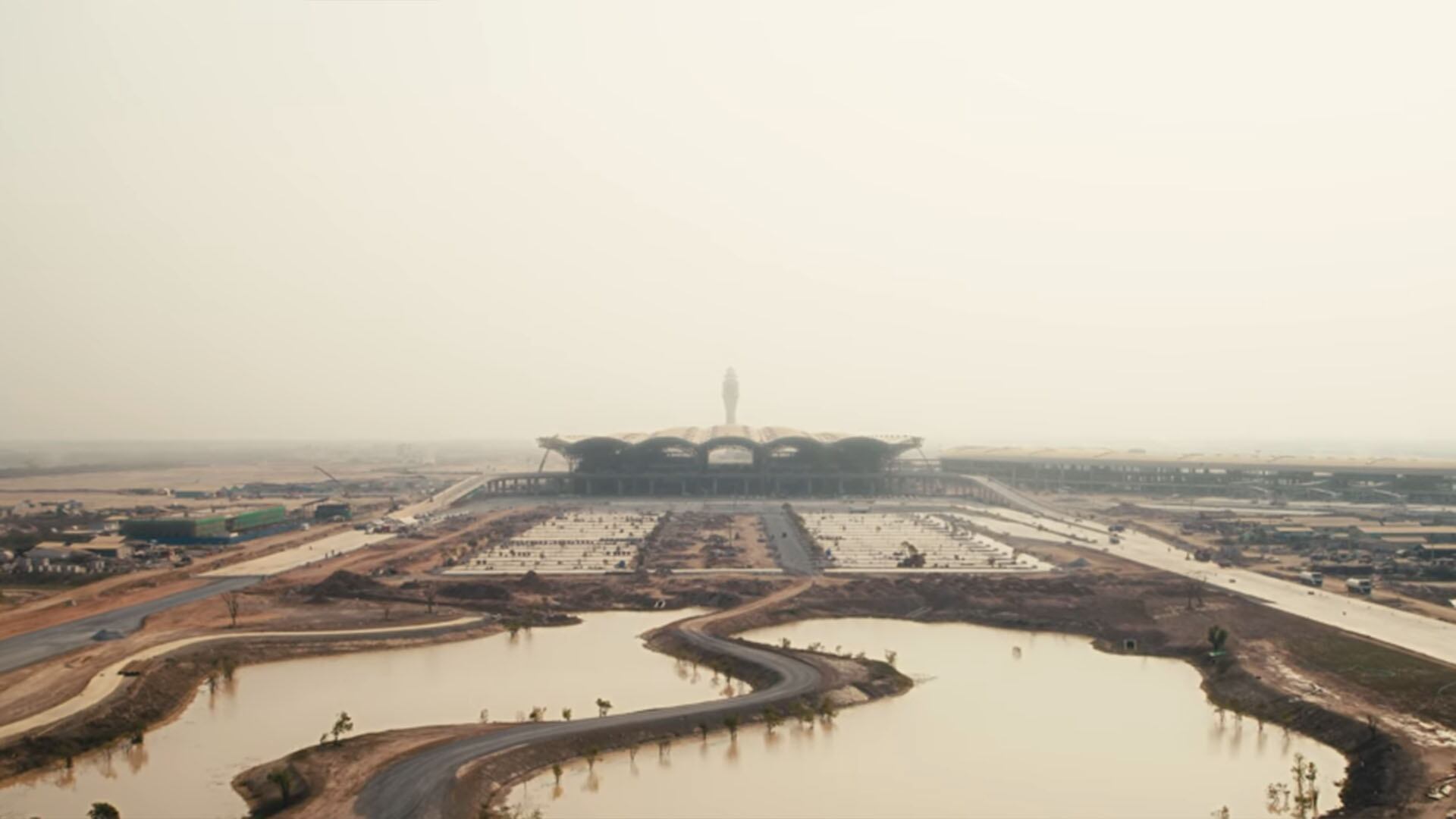 El aeropuerto Techo International en Phnom Penh destacará por su diseño inspirado en la arquitectura camboyana y su granja solar