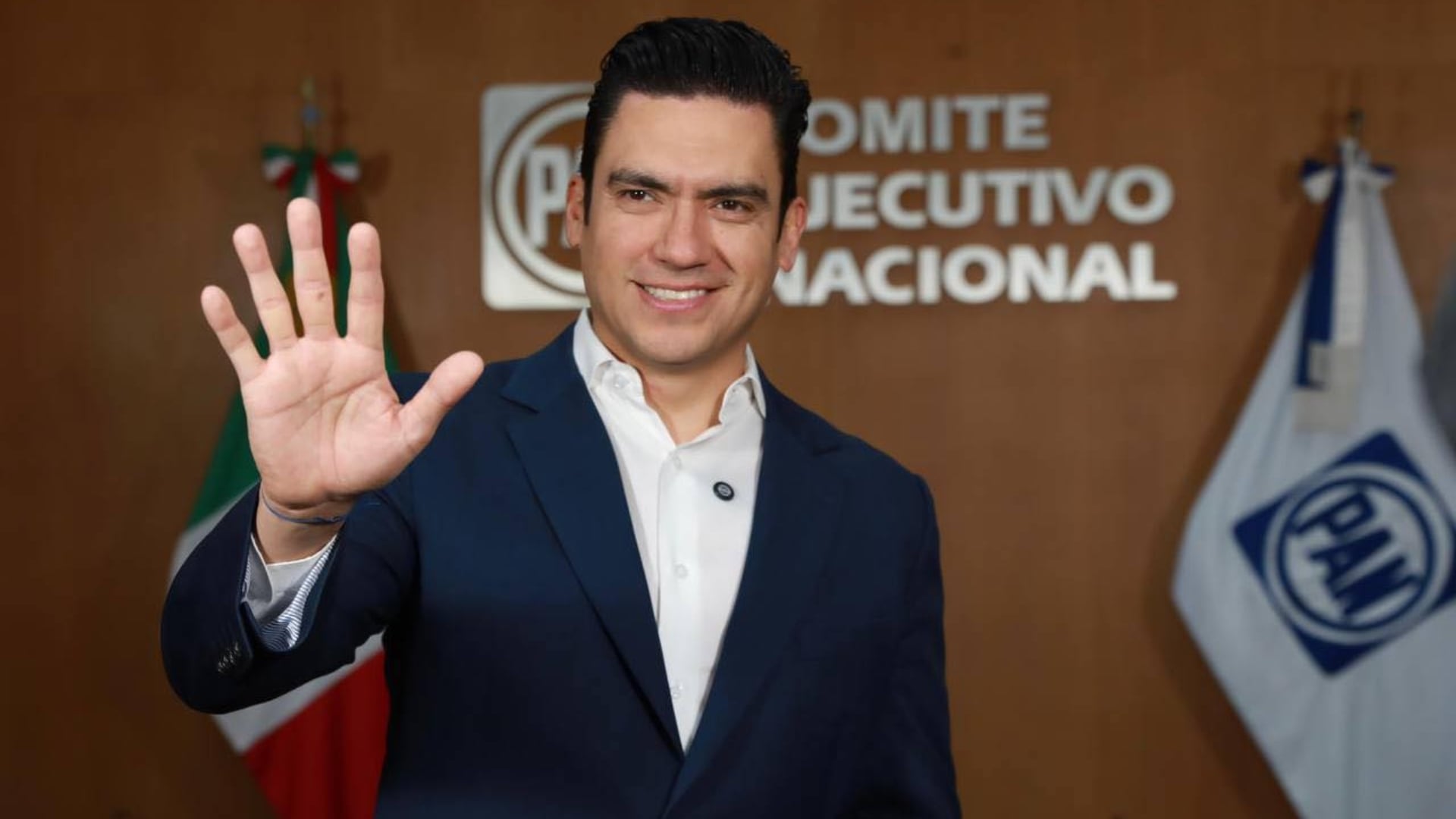 El líder panista dijo que su cercanía con los mexicanos se traducirá en buenos resultados en las elecciones de 2027. (PAN)