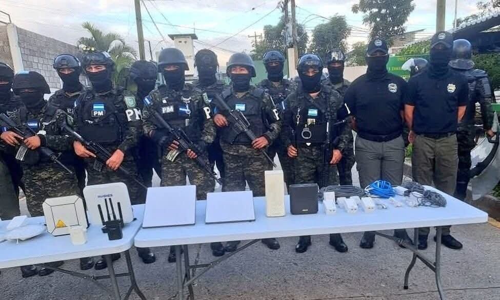 El hallazgo de dispositivos avanzados revela cuán vulnerables son los controles actuales y exige una revisión urgente de los protocolos de supervisión. (Foto: Redes sociales)