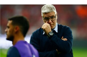 Universitario confirmó la salida del