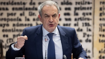 Zapatero se plantea emprender acciones legales tras la difusión íntegra de sus agendas de 2024 y 2025 y mensajes privados con su secretaria