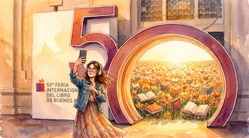 Ilustración acuarela de una joven tomando una selfie en la 50° Feria del Libro de Buenos Aires, con una puerta abierta a un campo de libros y flores, bajo luz dorada.