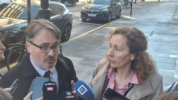 El matrimonio de la ‘Casa de los Horrores’ queda en libertad: un juez les absuelve del delito de maltrato psicológico y rebaja su pena