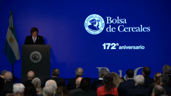 Javier Milei anunció una baja en las retenciones para el trigo, la cebada y la soja