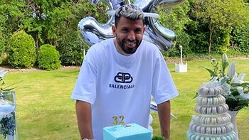 Agüero celebró sus 32 años