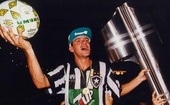 Con los colores de Botafogo,