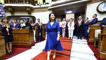 Carlos Adrianzén a Keiko Fujimori “debe abordar el papel de Petroperú, la existencia de Ministerios sin razón de ser y analizar un aumento del salario mínimo vital”