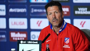 Simeone: "Julián Álvarez se cree