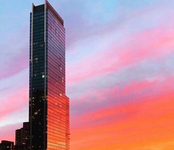 (Foto: Instagrm: @liveatsky)