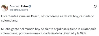 Robi Draco Rosa recibió la nacionalidad colombiana en una ceremonia oficial encabezada por el presidente Gustavo Petro y la ministra Rosa Villavicencio - crédito @petrogustavo/ X