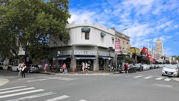 Intersección de Lacroze y Alvear,