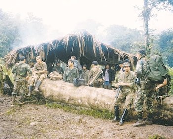 La Guerra del Cenepa fue el último conflicto bélico entre Ecuador y Perú. (Revisionismo histórico del Ecuador)