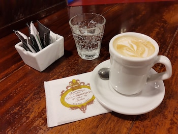 Un cortado en la barra