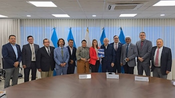 Presidenta del CNE en Honduras recibe propuesta para reformar la Ley Electoral y advierte: “En 2025 el problema fue el incumplimiento de la ley”