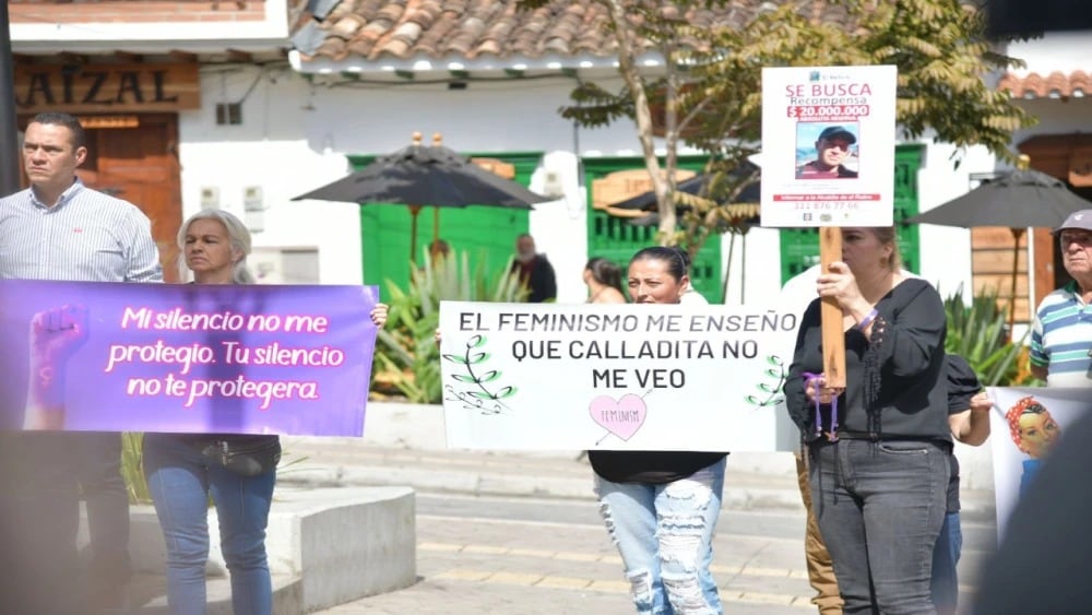 Sandra Milena Sánchez Álvarez fue encontrada en una habitación del tercer piso de Plastic Futuro, donde convivía con su pareja - crédito Gobernación de Antioquia