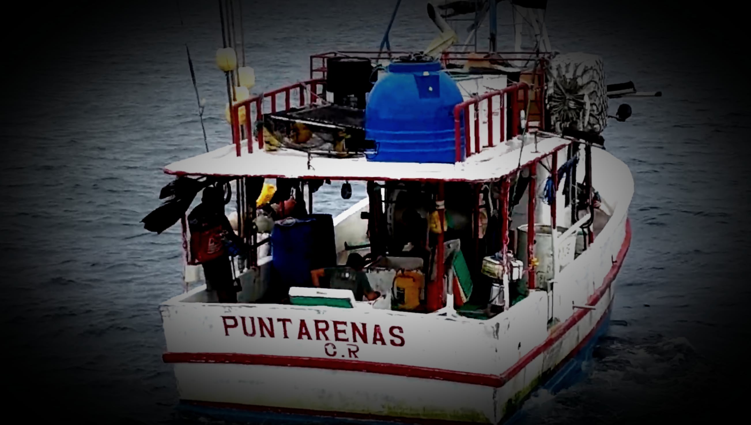 El monitoreo evidenció irregularidades en el 100% de las líneas de palangre inspeccionadas. Cortesía: Earthrace Conservation