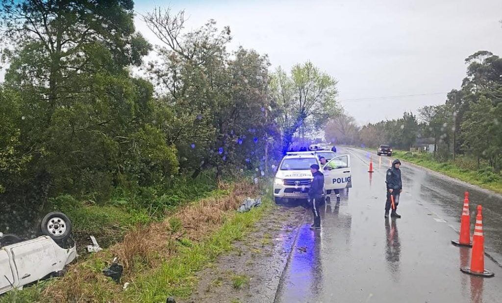 Las autoridades investigan si hubo intervención de terceros o de otros vehículos en el vuelco fatal