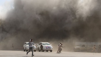 Guerra en Yemen: los hutíes atacaron el aeropuerto de Adén con dos misiles