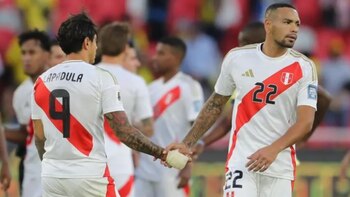 La selección peruana atraviesa un