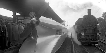 El Schienenzeppelin, tren experimental alemán de hélice, alcanzó 230,2 km/h en 1931 y revolucionó la ingeniería ferroviaria (Wikipedia)