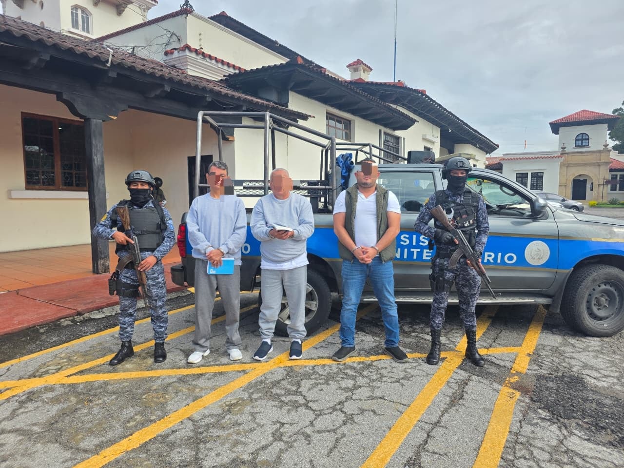 Guatemala extraditó a Estados Unidos a cuatro presuntos narcotraficantes requeridos por delitos vinculados con el tráfico de cocaína. (Ministerio de Gobernación)