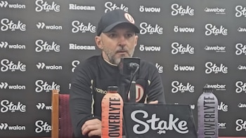 Javier Rabanal aseguró que “no le cambia la manera de trabajar” la derrota de Universitario ante Melgar: “Jugando así podemos campeonar”